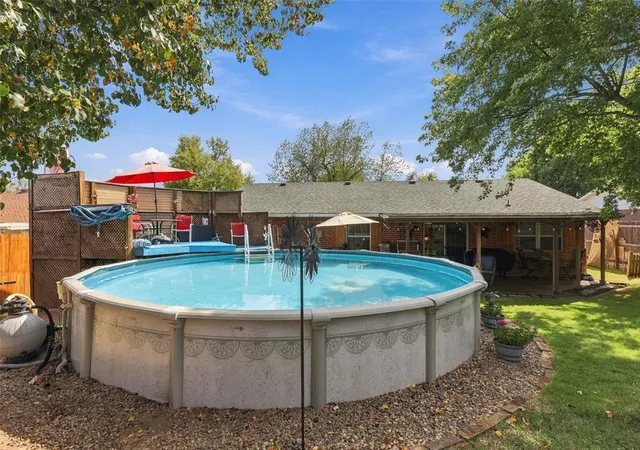 Photo 2 of Single family home for sale at 11613 Lochwood Dr, Yukon, OK 73099 | MLS# 1250737 | Listing updated on 2026-09-24