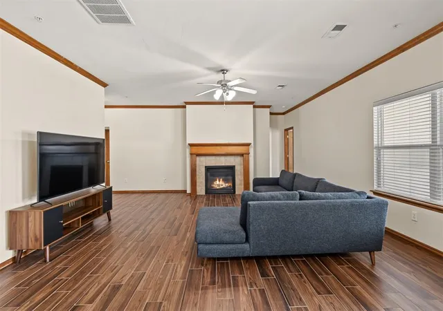 Photo 4 of Single family home for sale at 15601 Traditions Dr, Edmond, OK 73013 | MLS# 1250743 | Listing updated on 2026-09-25