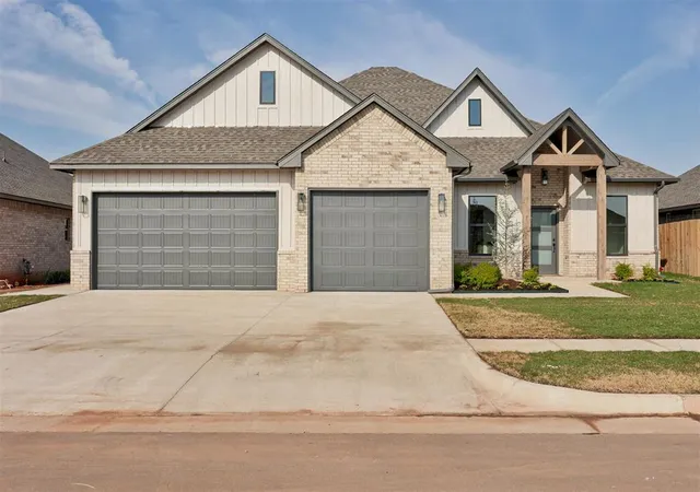Photo 1 of Single family home for sale at 1813 Aminas Way, Yukon, OK 73099 | MLS# 1250744 | Listing updated on 2026-09-25