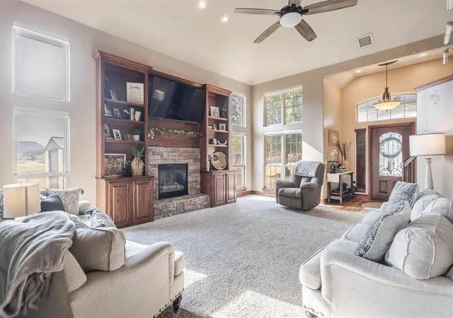 Photo 4 of Single family home for sale at 531 W Alamo Ct Way, Mustang, OK 73064 | MLS# 1250745 | Listing updated on 2026-09-26