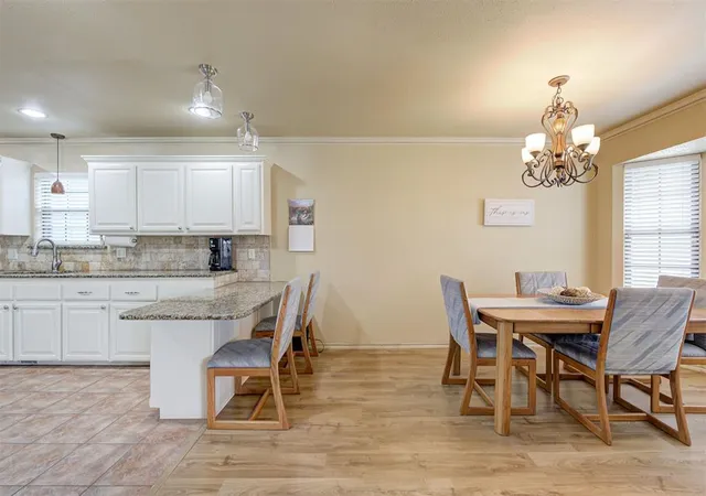 Photo 4 of Single family home for sale at 8201 Willow Crk Blvd, Oklahoma City, OK 73162 | MLS# 1250752 | Listing updated on 2026-09-25
