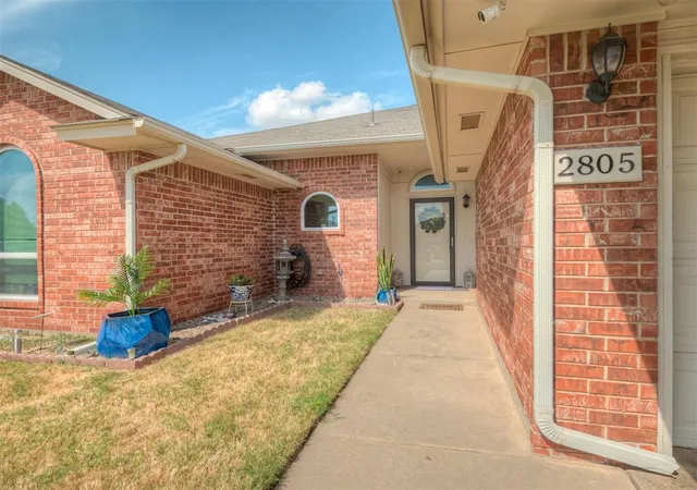 Photo 4 of Single family home for sale at 2805 SE 95th Street, Oklahoma City, OK 73160 | MLS# 1250753 | Listing updated on 2026-09-25