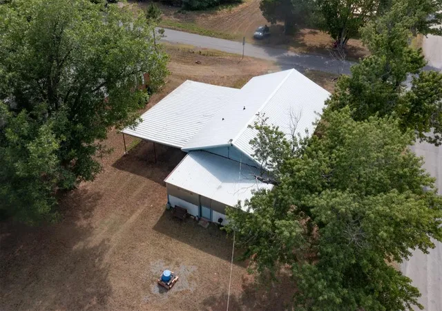 Photo 29 of Single family home for sale at 300 S Cedar Ave, Sayre, OK 73662 | MLS# 1250757 | Listing updated on 2026-09-25