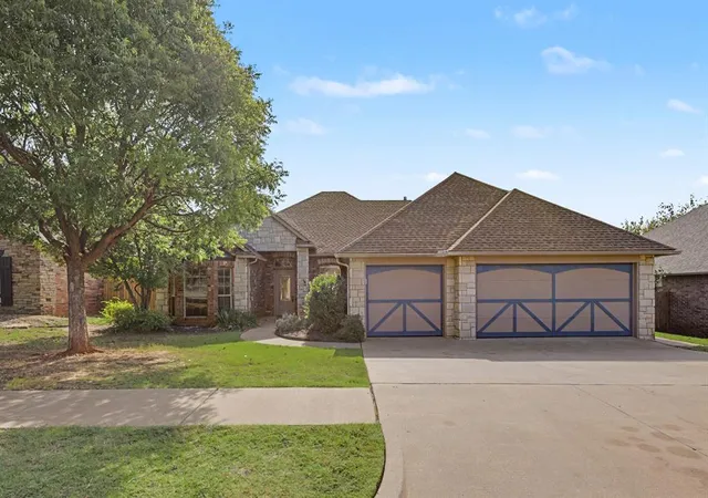 Single family home for sale at 16208 Old Oak Dr, Edmond, OK 73013 | MLS# 1250761