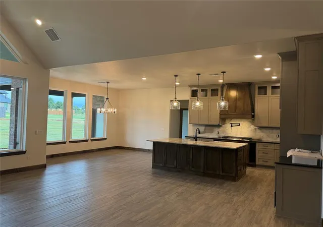 Photo 3 of Single family home for sale at 929 Dorsi Cir, Newcastle, OK 73065 | MLS# 1250764 | Listing updated on 2026-10-07