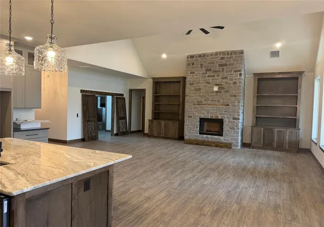 Photo 4 of Single family home for sale at 929 Dorsi Cir, Newcastle, OK 73065 | MLS# 1250764 | Listing updated on 2026-10-07