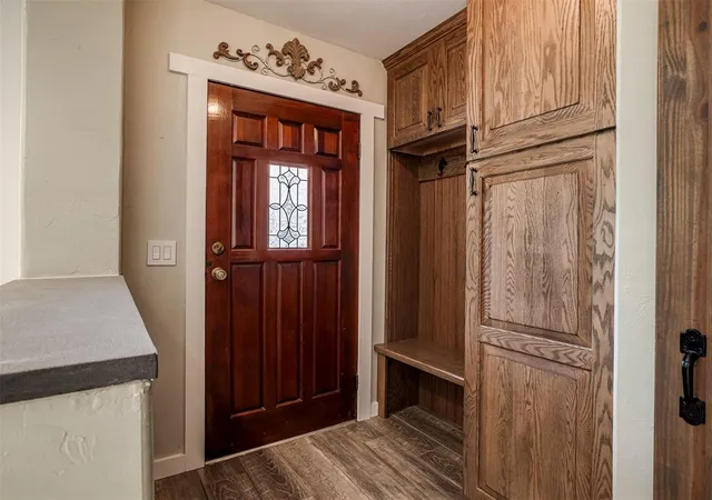 Photo 3 of Single family home for sale at 1025 E Triplett Rd, Guthrie, OK 73044 | MLS# 1250768 | Listing updated on 2026-09-24