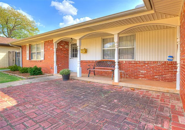 Photo 1 of Single family home for sale at 624 E 26th Street, Edmond, OK 73013 | MLS# 1250772 | Listing updated on 2026-09-26