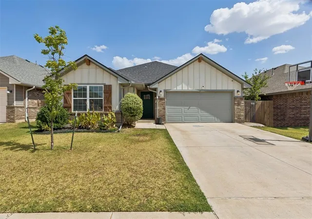 Photo 2 of Single family home for sale at 8704 Yassir Btm, Yukon, OK 73099 | MLS# 1250813 | Listing updated on 2026-09-25