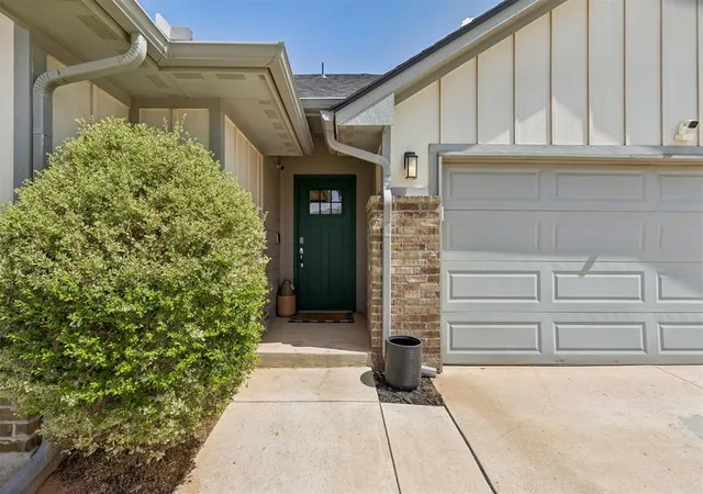 Photo 3 of Single family home for sale at 8704 Yassir Btm, Yukon, OK 73099 | MLS# 1250813 | Listing updated on 2026-09-25