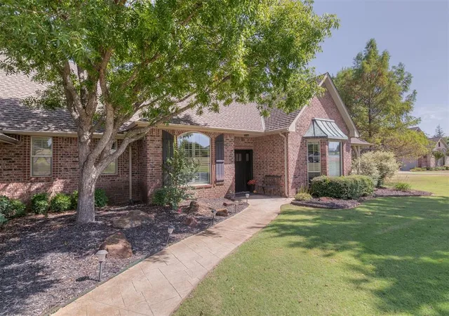 Photo 3 of Single family home for sale at 11012 Autumn Rd, Edmond, OK 73013 | MLS# 1250814 | Listing updated on 2026-10-07