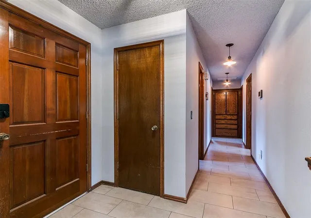 Photo 4 of Single family home for sale at 2600 80th Avenue, Norman, OK 73026 | MLS# 1250829 | Listing updated on 2026-10-05
