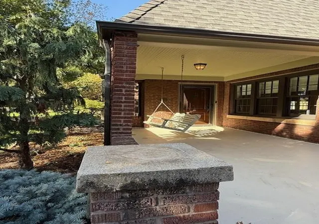 Photo 2 of Single family home for sale at 709 NW 42nd Street, Oklahoma City, OK 73118 | MLS# 1250839 | Listing updated on 2026-09-26