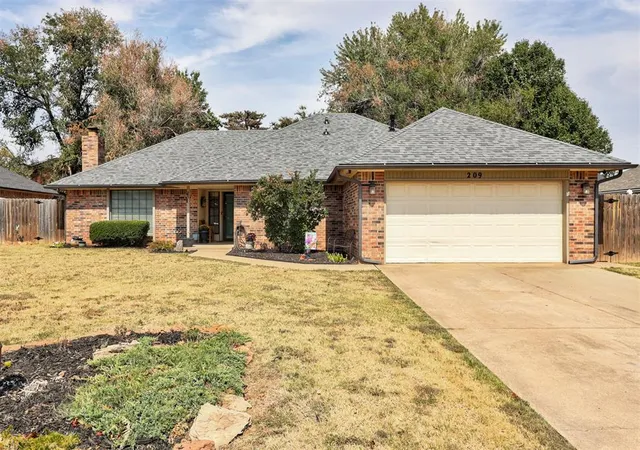 Photo 1 of Single family home for sale at 209 SE 30th Street, Moore, OK 73160 | MLS# 1250844 | Listing updated on 2026-09-25
