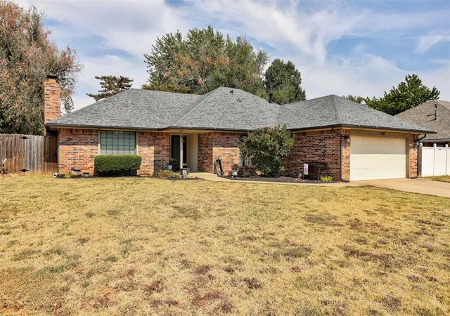 Photo 2 of Single family home for sale at 209 SE 30th Street, Moore, OK 73160 | MLS# 1250844 | Listing updated on 2026-09-25