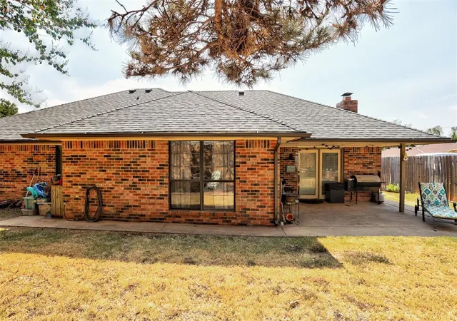 Photo 39 of Single family home for sale at 209 SE 30th Street, Moore, OK 73160 | MLS# 1250844 | Listing updated on 2026-10-21