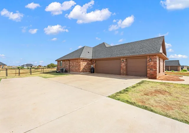 Photo 3 of Single family home for sale at 29837 E 830 Road, Cashion, OK 73016 | MLS# 1250869 | Listing updated on 2026-10-05