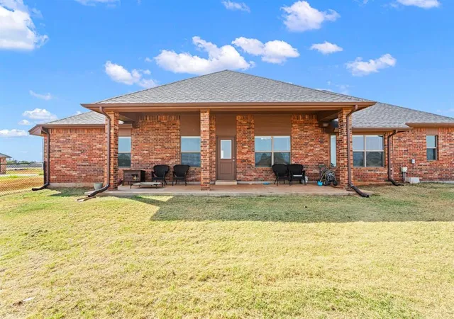 Photo 4 of Single family home for sale at 29837 E 830 Road, Cashion, OK 73016 | MLS# 1250869 | Listing updated on 2026-10-05