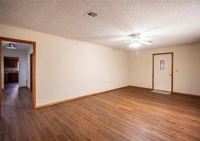 Photo 3 of Single family home for sale at 820 N Market St, Cordell, OK 73632 | MLS# 1250876 | Listing updated on 2026-09-26