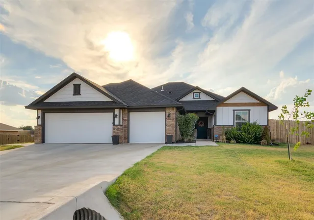 Photo 1 of Single family home for sale at 2777 Juneberry Ln, Newcastle, OK 73065 | MLS# 1250877 | Listing updated on 2026-09-26