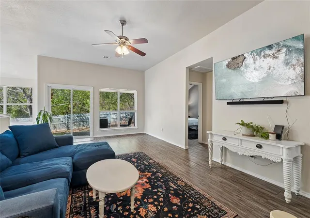 Photo 3 of Single family home for sale at 713 Cavecreek St, Norman, OK 73071 | MLS# 1250884 | Listing updated on 2026-10-23