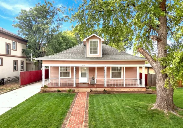 Photo 1 of Single family home for sale at 906 S Barker Ave, El Reno, OK 73036 | MLS# 1250885 | Listing updated on 2026-10-07