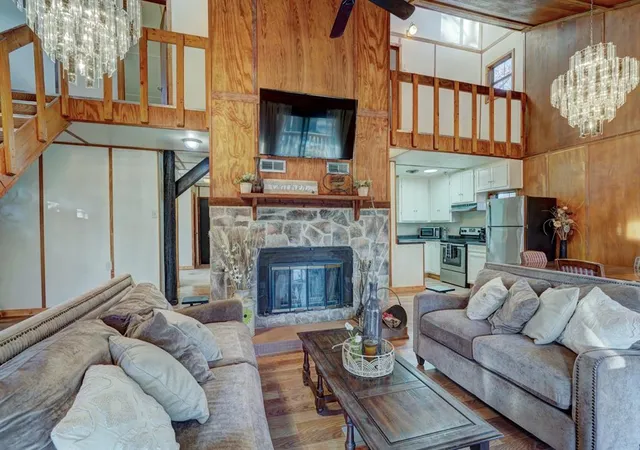 Photo 4 of Single family home for sale at 19518 S Dobbs Rd, Newalla, OK 74857 | MLS# 1250887 | Listing updated on 2026-09-26