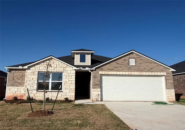 Photo 1 of Single family home for sale at 1709 Sugar Pine Way, Edmond, OK 73034 | MLS# 1250889 | Listing updated on 2026-10-28