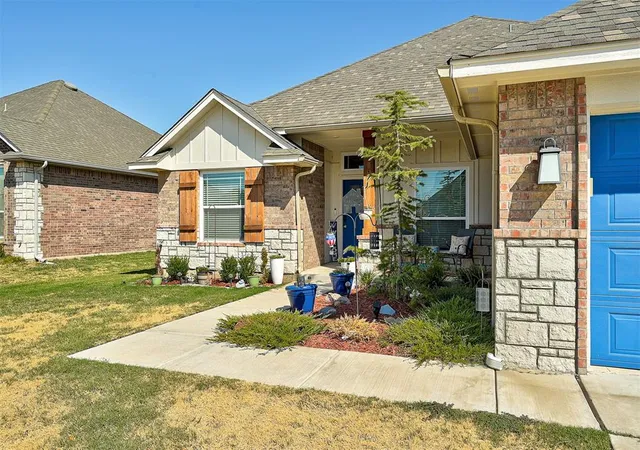 Photo 3 of Single family home for sale at 1209 SW 140th Street, Oklahoma City, OK 73170 | MLS# 1250899 | Listing updated on 2026-09-25