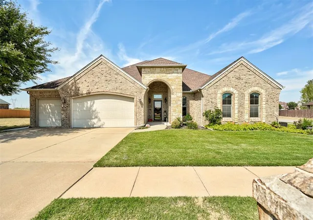 Photo 2 of Single family home for sale at 13221 Brampton Way, Yukon, OK 73099 | MLS# 1250901 | Listing updated on 2026-10-09