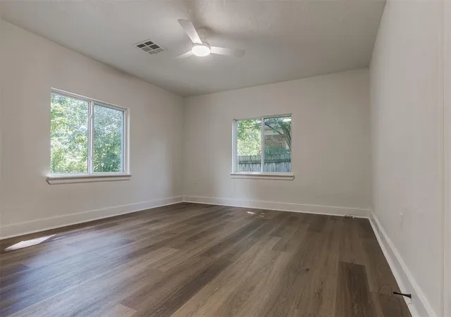 Photo 3 of Single family home for sale at 3312 Nw 16th Street, Oklahoma City, OK 73107 | MLS# 1250902 | Listing updated on 2026-09-26