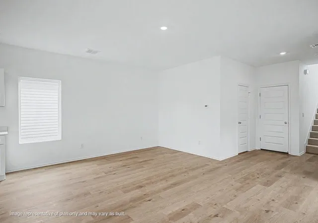 Photo 4 of Single family home for sale at 3516 Maggie Rd, Mustang, OK 73064 | MLS# 1250909 | Listing updated on 2026-09-25