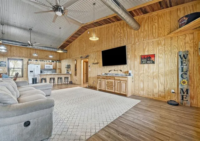 Photo 4 of Single family home for sale at 14721 Hwy 44a, Lone Wolf, OK 73655 | MLS# 1250911 | Listing updated on 2026-10-01