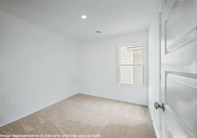 Photo 4 of Single family home for sale at 3512 Maggie Rd, Mustang, OK 73064 | MLS# 1250914 | Listing updated on 2026-09-26