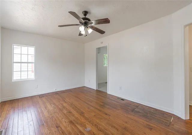 Photo 2 of Single family home for sale at 514 E Rickenbacker Dr, Oklahoma City, OK 73110 | MLS# 1250915 | Listing updated on 2026-09-26