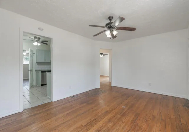 Photo 3 of Single family home for sale at 514 E Rickenbacker Dr, Oklahoma City, OK 73110 | MLS# 1250915 | Listing updated on 2026-09-26
