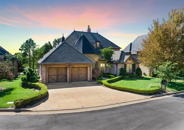 Single family home for sale at 15613 Via Sierra, Edmond, OK 73013 | MLS# 1250917