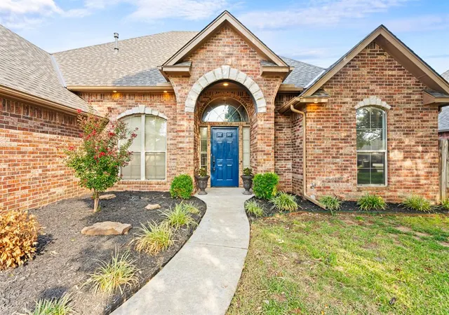 Photo 3 of Sale Pending at 11008 Fairway Ave, Oklahoma City, OK 73170 | MLS# 1250940 | Listing updated on 2026-09-30