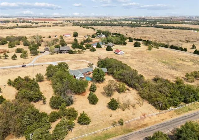 Photo 4 of Sale Pending at 4610 NE Trails End St, Piedmont, OK 73078 | MLS# 1250949 | Listing updated on 2026-10-07