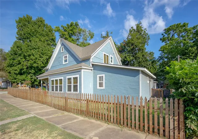 Photo 33 of Single family home for sale at 502 N Broad St, Guthrie, OK 73044 | MLS# 1250961 | Listing updated on 2026-10-20