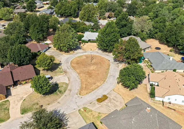 Photo 3 of Single family home for sale at 9909 S Allen Dr, Oklahoma City, OK 73139 | MLS# 1250969 | Listing updated on 2026-10-07