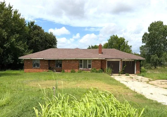 Photo 2 of Single family home for sale at 2921 N Anderson Rd, Choctaw, OK 73020 | MLS# 1250974 | Listing updated on 2026-09-25