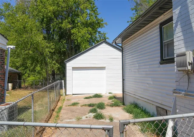 Photo 1 of Single family home for sale at 2115 NE 19th Street, Oklahoma City, OK 73111 | MLS# 1250981 | Listing updated on 2026-09-26