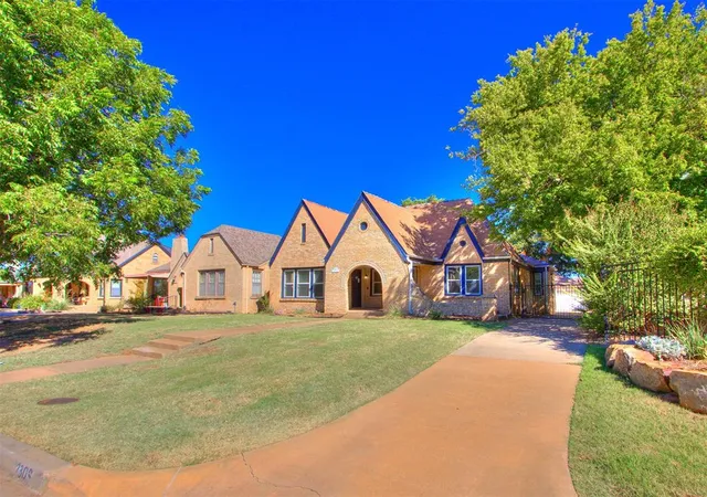Photo 1 of Single family home for sale at 2309 Nw 26th Street, Oklahoma City, OK 73107 | MLS# 1250992 | Listing updated on 2026-09-26