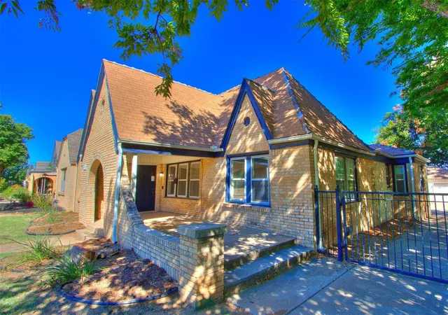 Photo 4 of Single family home for sale at 2309 NW 26th Street, Oklahoma City, OK 73107 | MLS# 1250992 | Listing updated on 2026-09-26