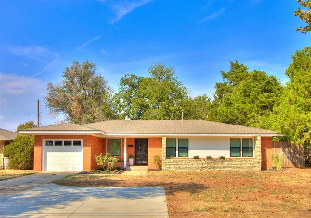 Photo 1 of Single family home for sale at 2231 W Britton Rd, Oklahoma City, OK 73120 | MLS# 1251016 | Listing updated on 2026-10-20
