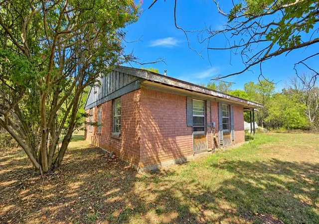 Photo 2 of Single family home for sale at 37 Timbercreek Ln, Wewoka, OK 74884 | MLS# 1251017 | Listing updated on 2026-09-29