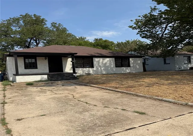 Photo 1 of Single family home for sale at 2049 NE 17th Street, Oklahoma City, OK 73111 | MLS# 1251023 | Listing updated on 2026-09-26