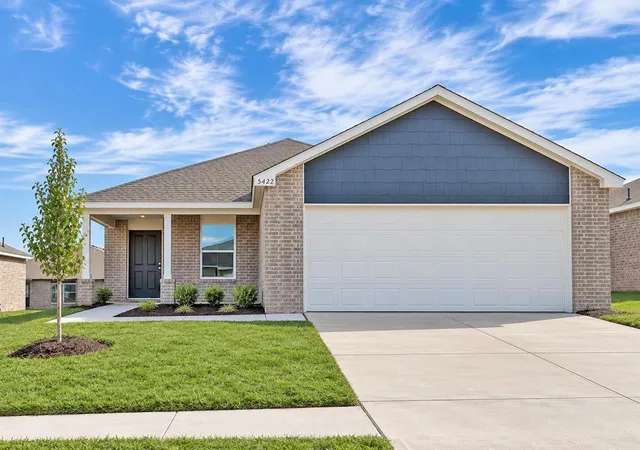 Single family home for sale at 5422 Nicole Dr, Tuttle, OK 73089 | MLS# 1251028