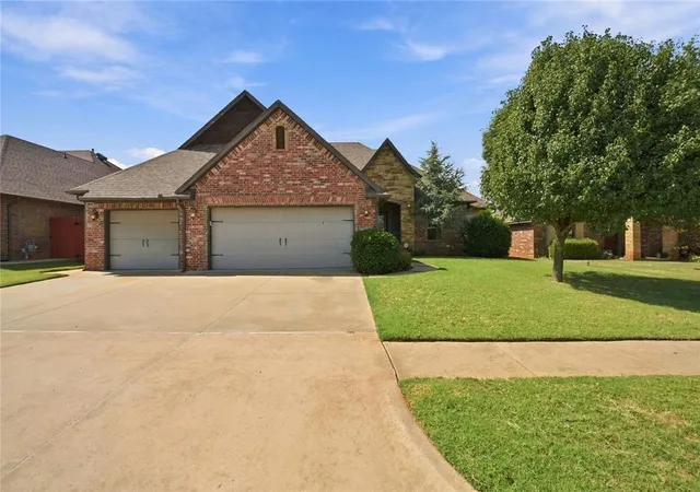 Photo 1 of Single family home for sale at 4005 Wayfield Ave, Oklahoma City, OK 73179 | MLS# 1251035 | Listing updated on 2026-10-07